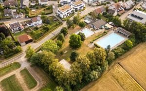 Freibad Löchgau von oben